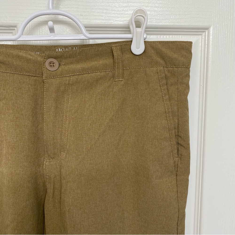 Men’s Tan Shorts